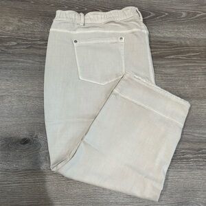 NWT J.Jill Authentic Fit Cropped Pants Raw Hem Elastic Waist in Light Pebble 26W